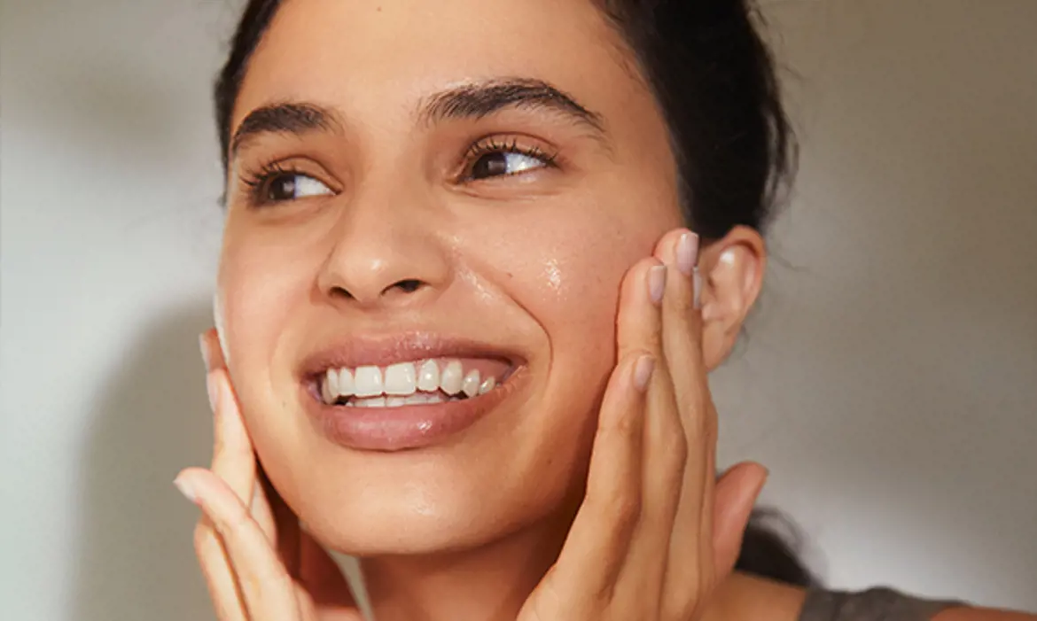 Rutinitas Harian untuk Kulit Sehat dan Bersinar Tanpa Bahan Kimia